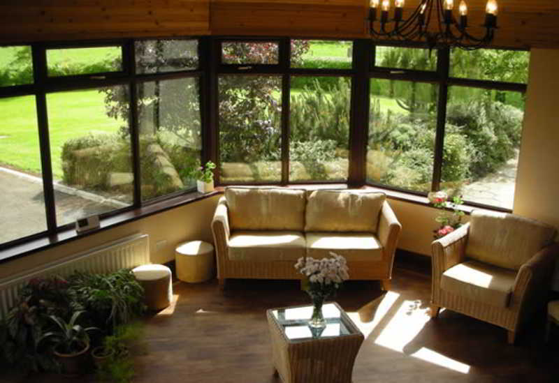 Browns Country House 호텔 부시밀즈 외부 사진